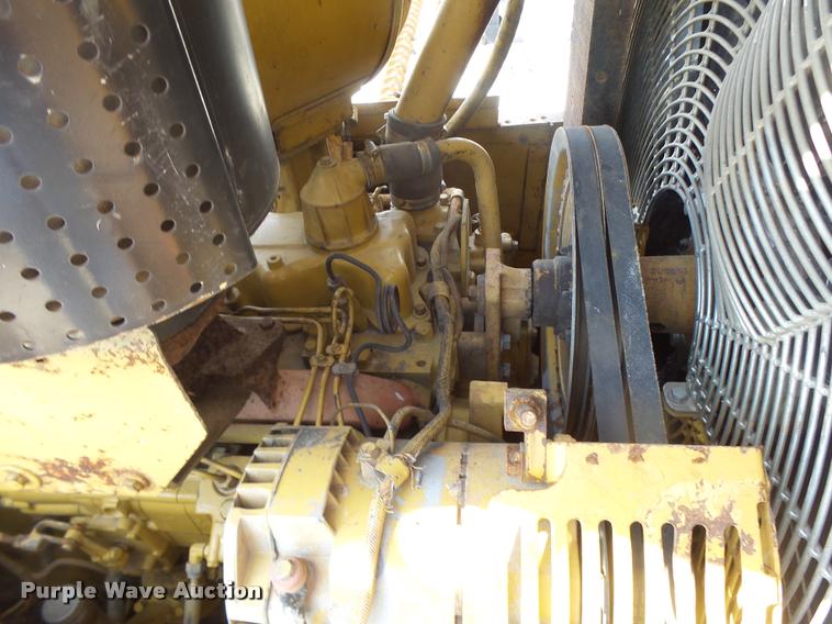 image for item DB1293 Caterpillar D7H Series II dozer