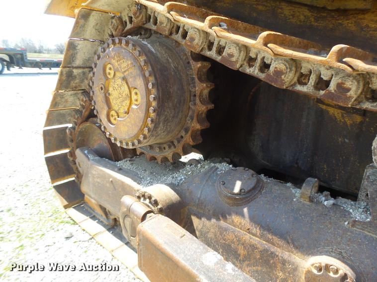 image for item DB1293 Caterpillar D7H Series II dozer