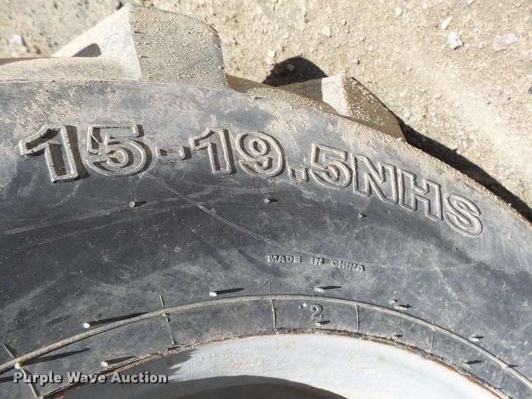 image for item DB1996 2000 Genie S-65 boom lift