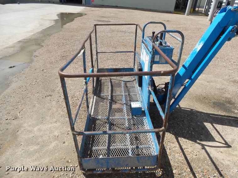 image for item DB1996 2000 Genie S-65 boom lift