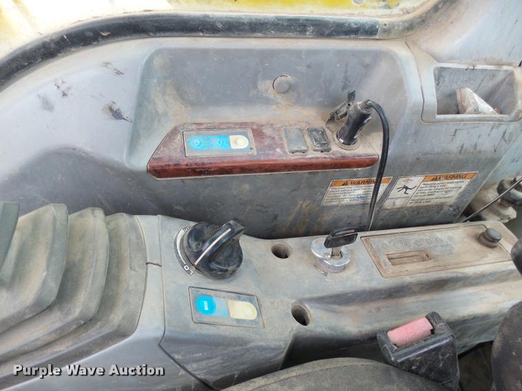 image for item DH9574 2002 Kobelco SK210 LC excavator