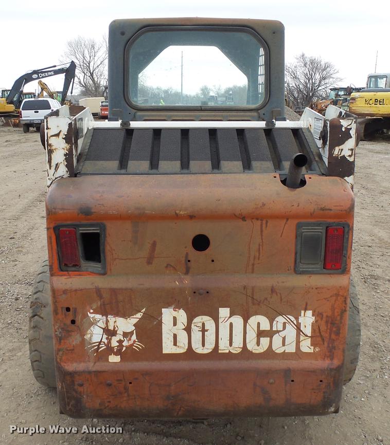 image for item DH9577 2003 Bobcat 763 skid steer
