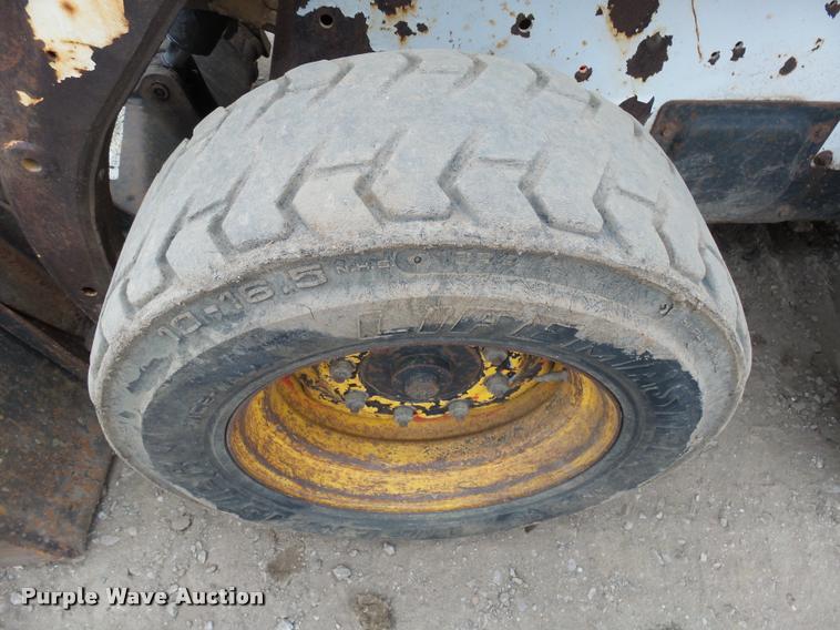 image for item DH9577 2003 Bobcat 763 skid steer