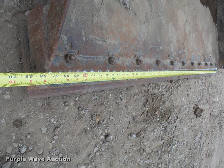 image for item DH9577 2003 Bobcat 763 skid steer