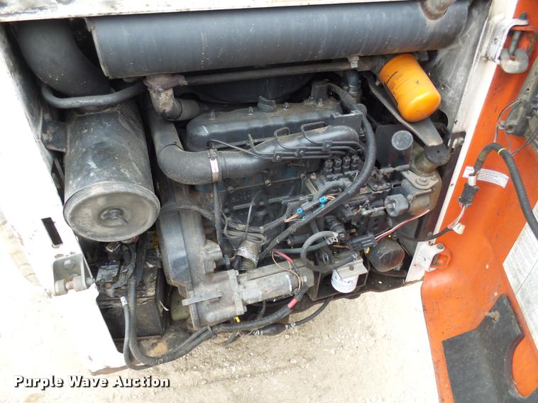 image for item DH9577 2003 Bobcat 763 skid steer
