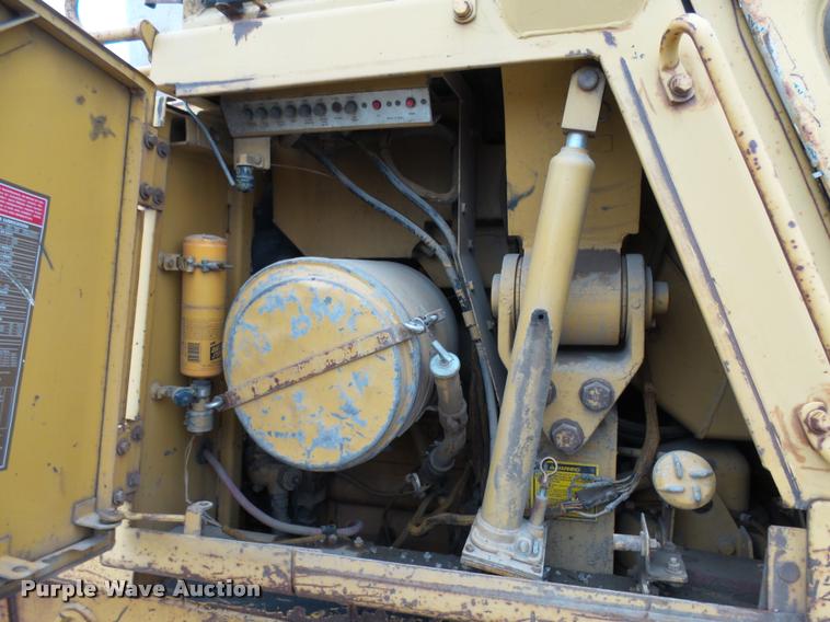image for item DH9578 1984 Caterpillar 953 LGP track loader