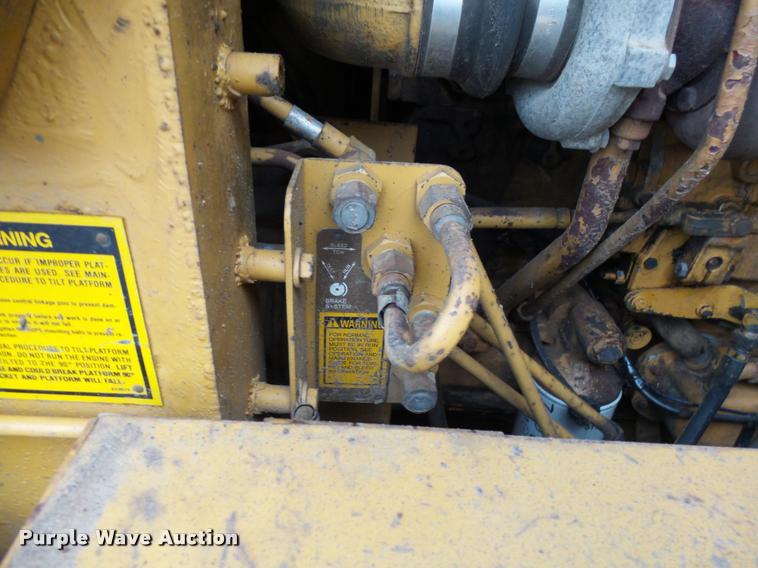 image for item DH9578 1984 Caterpillar 953 LGP track loader