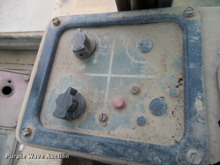 image for item DH9578 1984 Caterpillar 953 LGP track loader