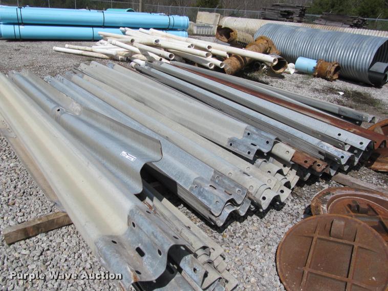 image for item DT9189 Approximately 20 guard rails