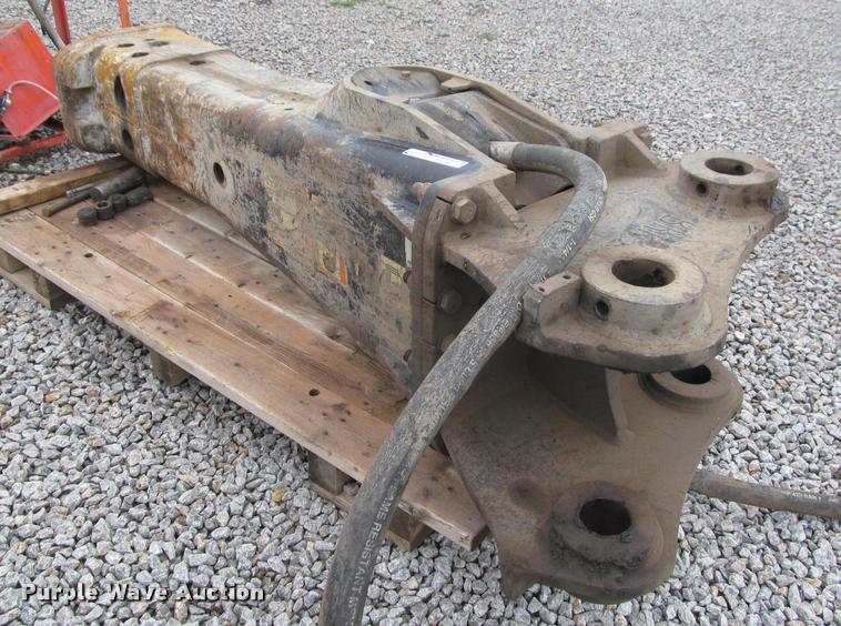 image for item DT9201 Hydraulic hammer