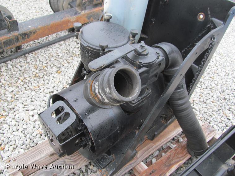 image for item DT9203 (2) National Vacuum Equipment vacuum pumps