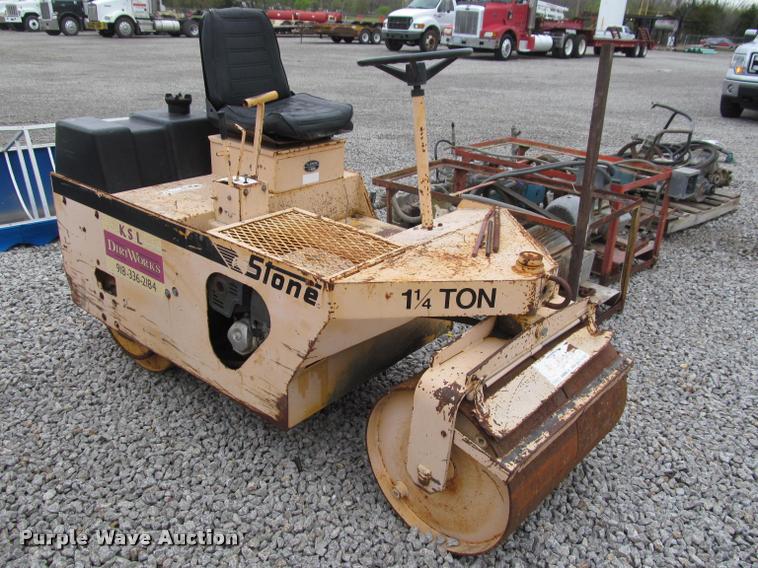 image for item DT9205 Stone SR2500 Deluxe double drum roller