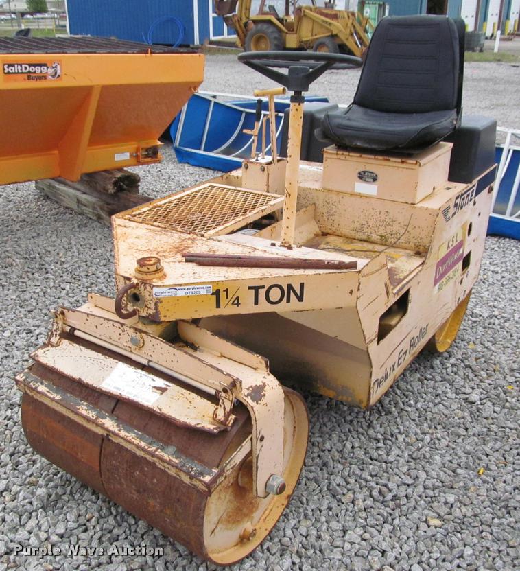 image for item DT9205 Stone SR2500 Deluxe double drum roller