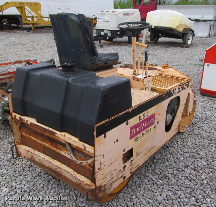 image for item DT9205 Stone SR2500 Deluxe double drum roller