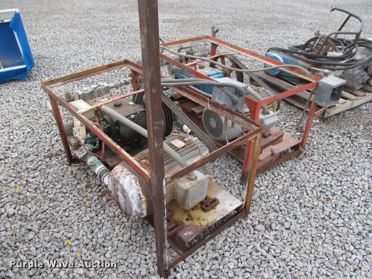 image for item DT9206 (2) electric pumps