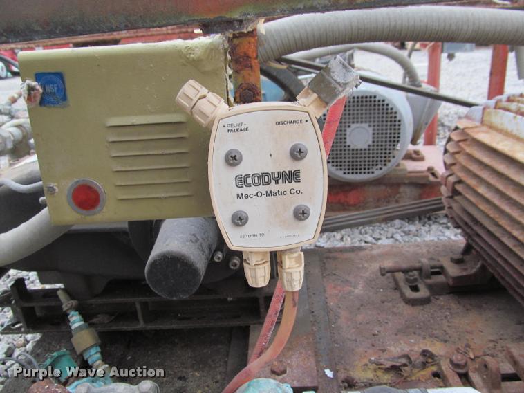 image for item DT9206 (2) electric pumps