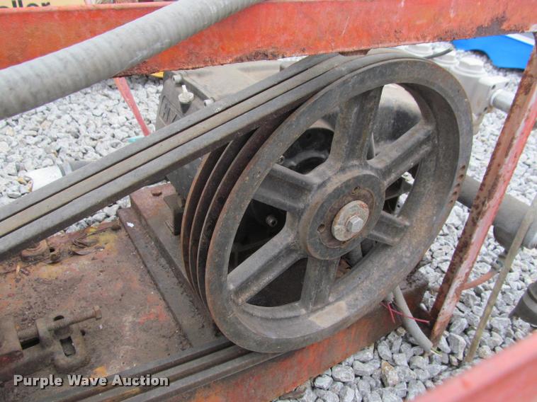 image for item DT9206 (2) electric pumps