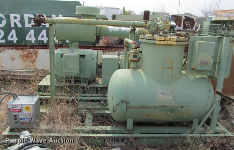 image for item DT9221 Sullair air compressor