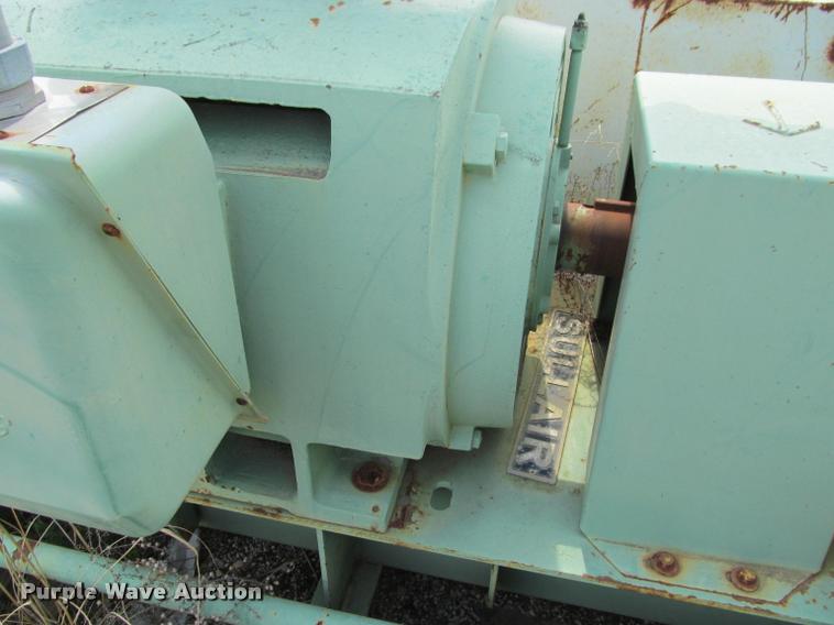 image for item DT9221 Sullair air compressor