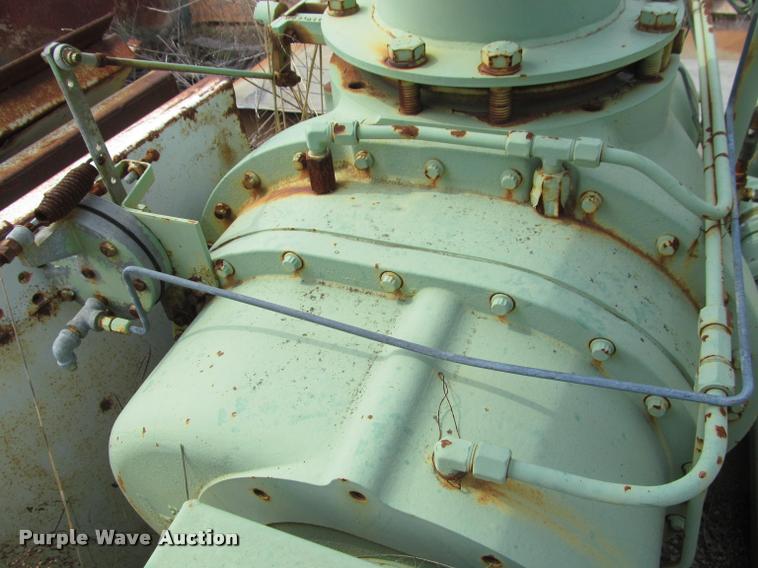 image for item DT9221 Sullair air compressor