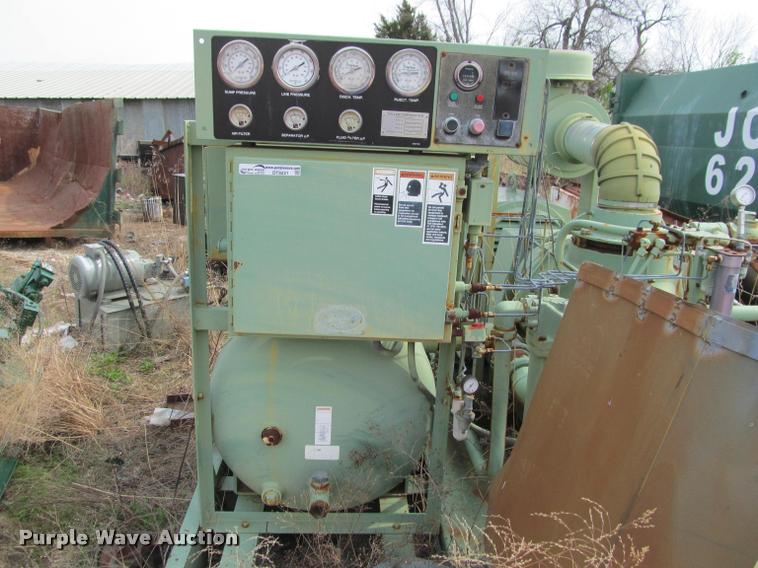 image for item DT9221 Sullair air compressor