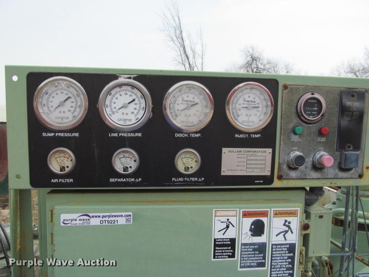 image for item DT9221 Sullair air compressor