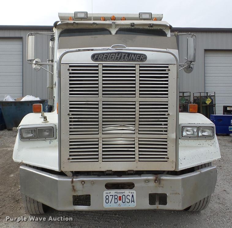 image for item F1771 1988 Freightliner FC60 dump truck