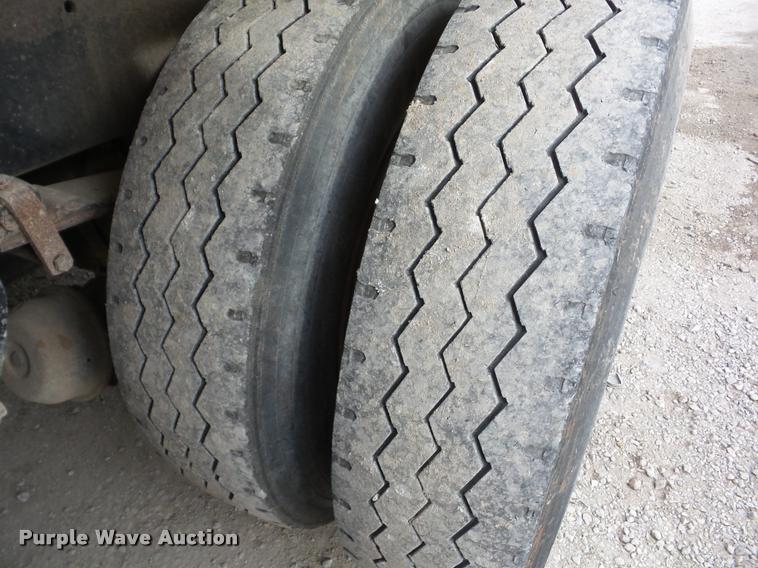 image for item F1771 1988 Freightliner FC60 dump truck