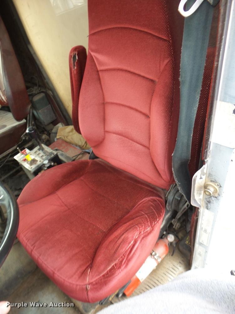 image for item F1771 1988 Freightliner FC60 dump truck