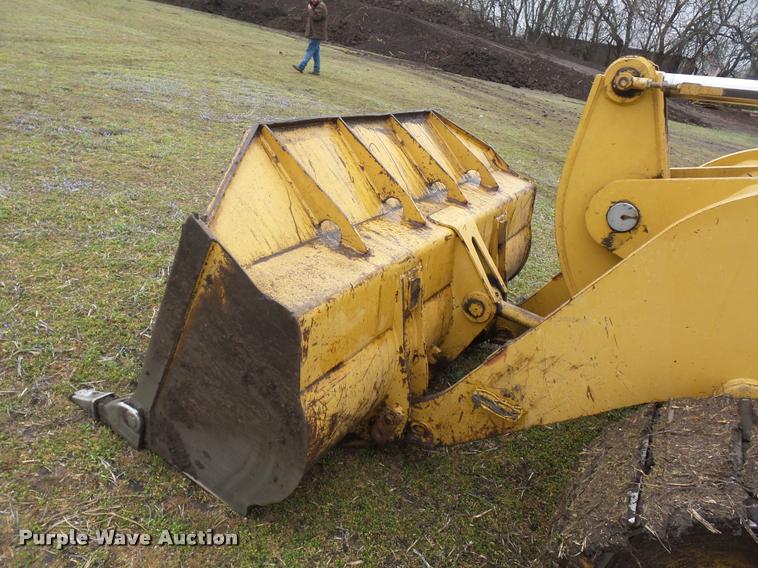 image for item J1519 1997 Caterpillar 953C track loader