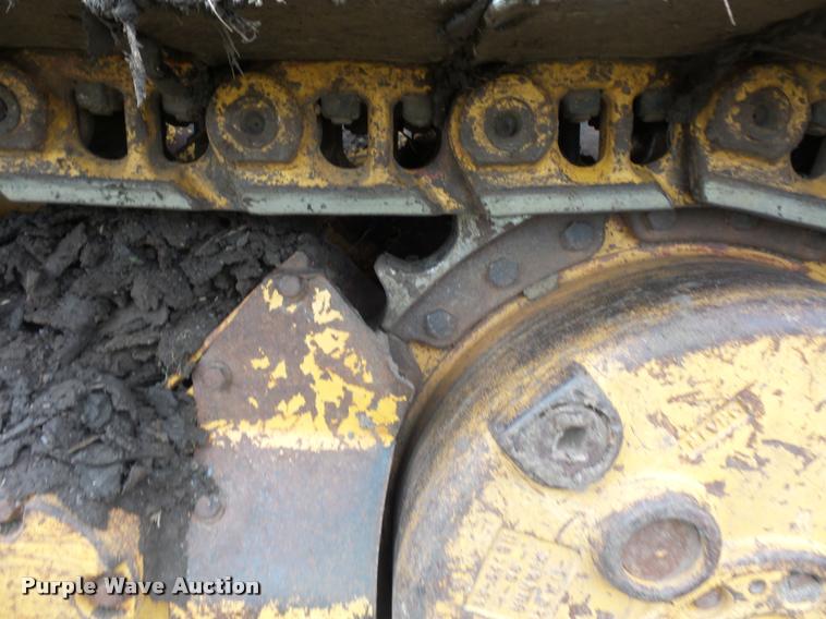 image for item J1519 1997 Caterpillar 953C track loader