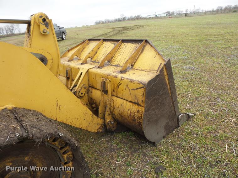 image for item J1519 1997 Caterpillar 953C track loader