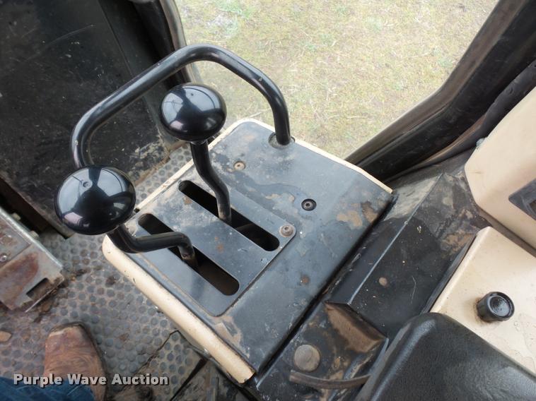 image for item J1519 1997 Caterpillar 953C track loader