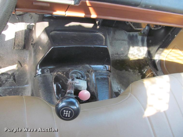 image for item J2599 1992 Chevrolet Kodiak dump truck