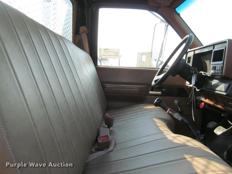 image for item J2599 1992 Chevrolet Kodiak dump truck