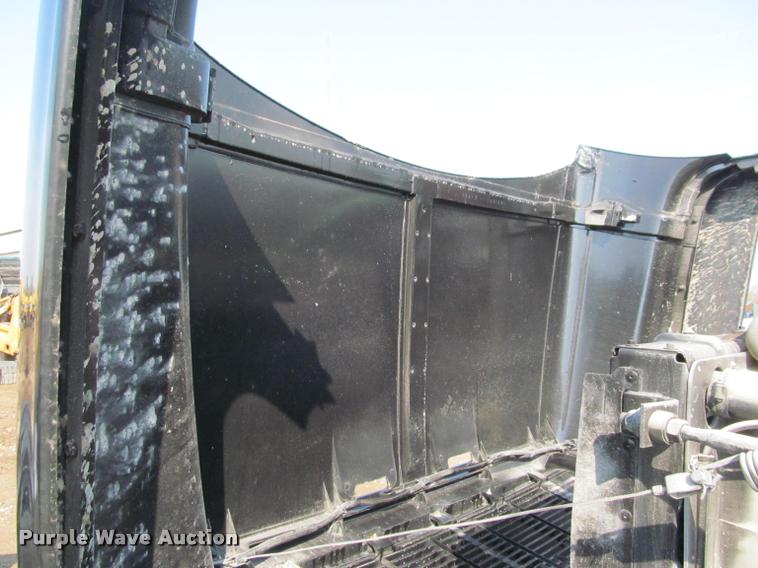 image for item J2599 1992 Chevrolet Kodiak dump truck