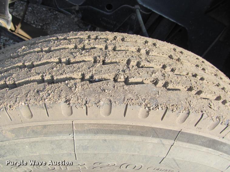 image for item J2599 1992 Chevrolet Kodiak dump truck