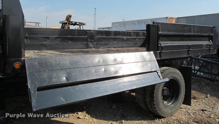 image for item J2599 1992 Chevrolet Kodiak dump truck