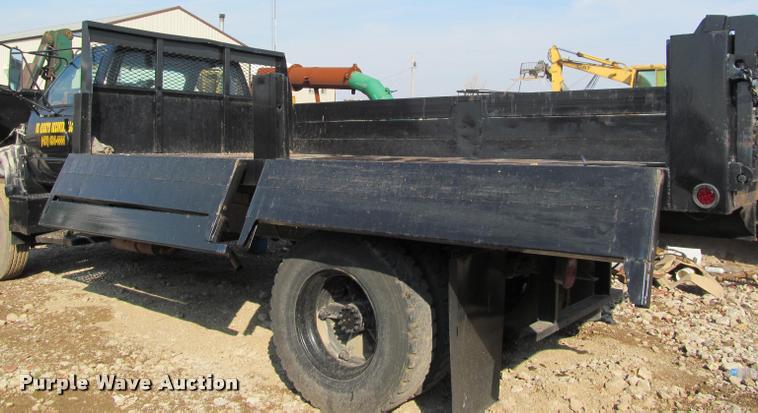 image for item J2599 1992 Chevrolet Kodiak dump truck