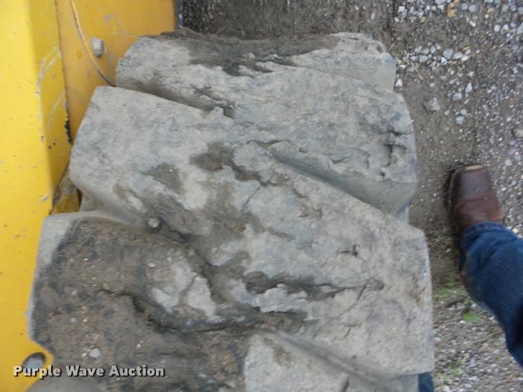 image for item J8647 Volvo MC80B skid steer