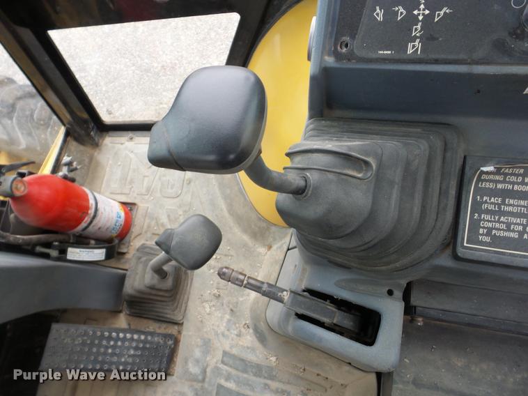 image for item J8651 1998 Caterpillar 416C backhoe