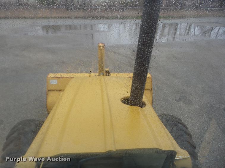 image for item J8651 1998 Caterpillar 416C backhoe