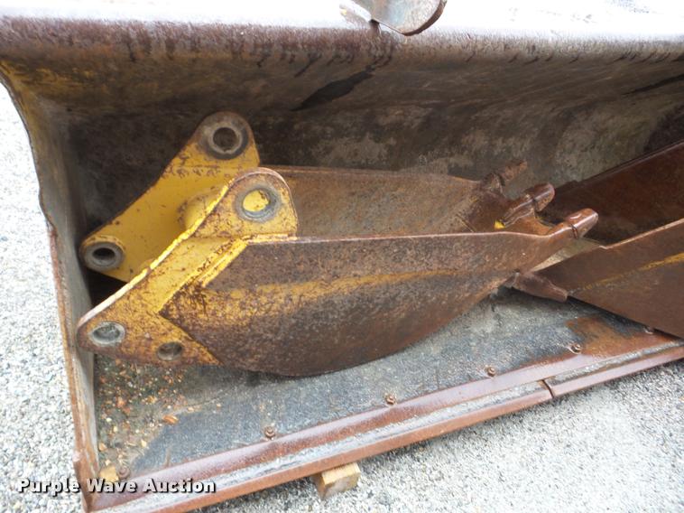 image for item J8651 1998 Caterpillar 416C backhoe