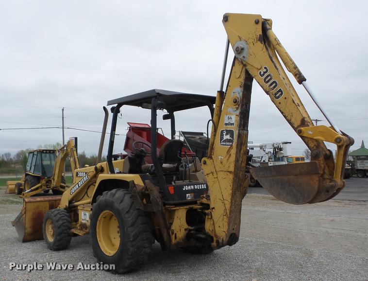 image for item J8653 1994 John Deere 300D backhoe