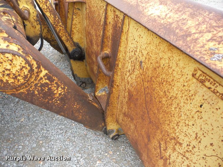 image for item J8653 1994 John Deere 300D backhoe