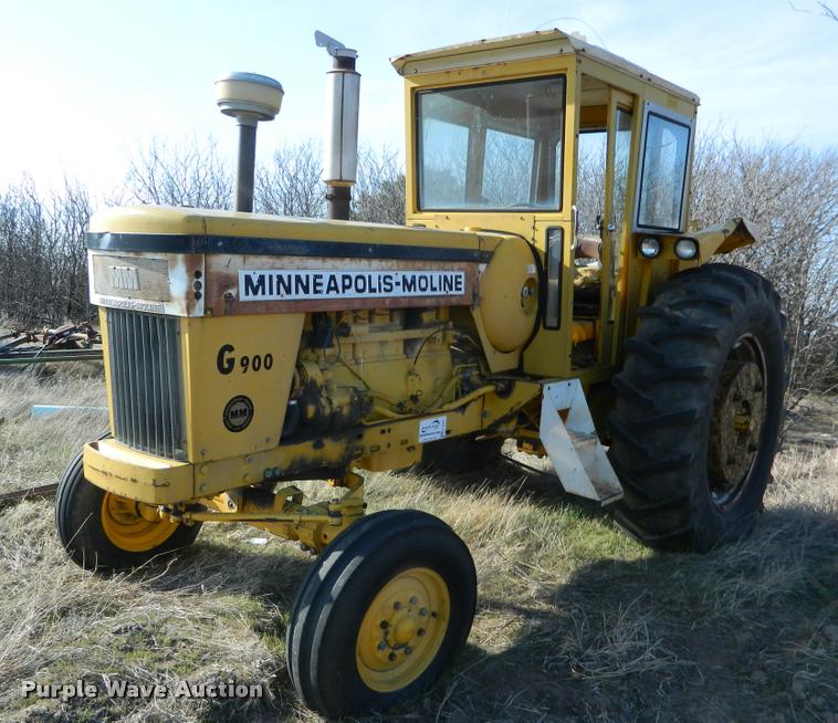 image for item K2693 Minneapolis Moline G900 tractor