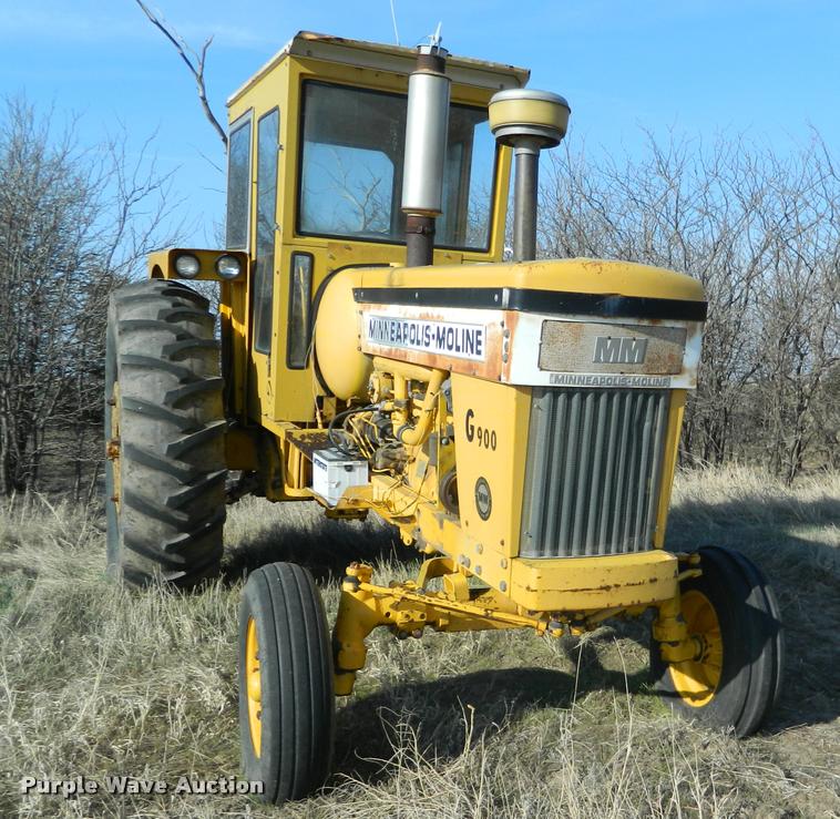 image for item K2693 Minneapolis Moline G900 tractor