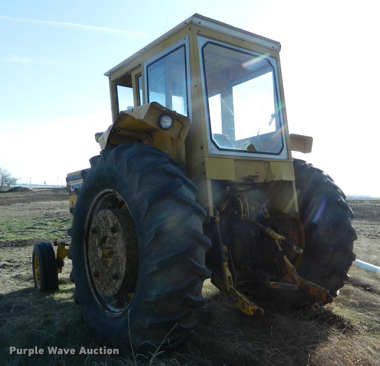 image for item K2693 Minneapolis Moline G900 tractor