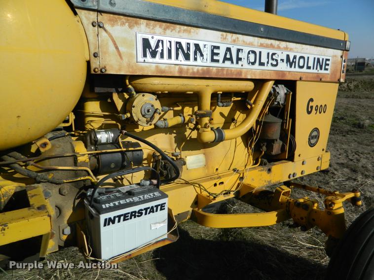 image for item K2693 Minneapolis Moline G900 tractor