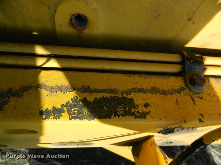 image for item K2693 Minneapolis Moline G900 tractor